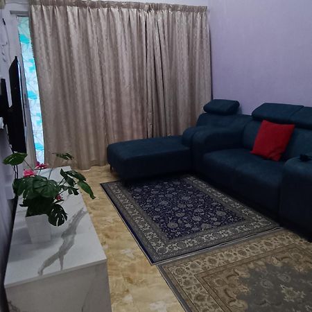 ספאנג Homestay Lestari Klia מראה חיצוני תמונה